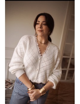 Gilet blanc col dentelle...