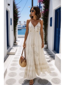 Robe brodée bohème perlée