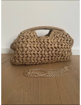Pochette rafia avec chaînette